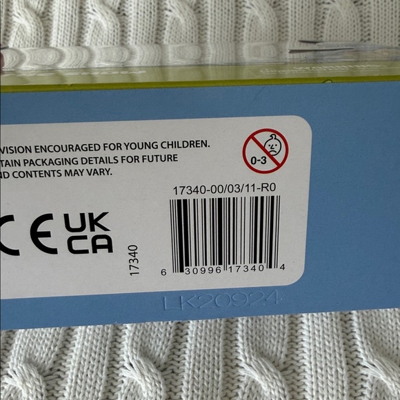 Bluey The Show Figures NEW Posable Figs Showtime Bingo Chilli Bandit Pretend Toy - Picture 9 of 9